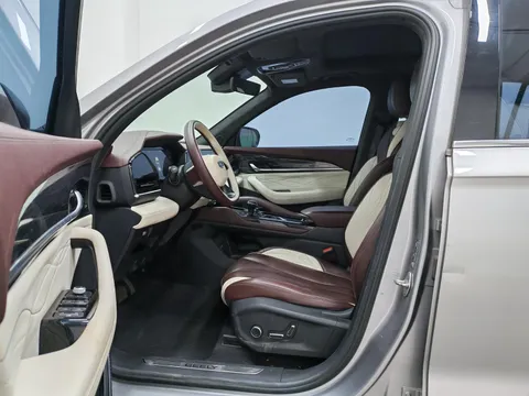 Geely Monjaro (Xingyue L)