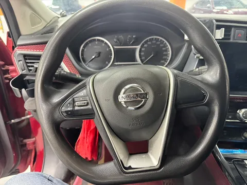 Nissan Bluebird