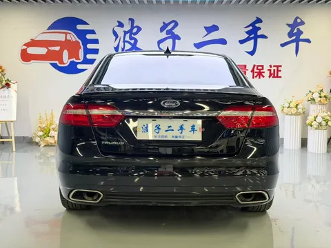 Ford Taurus