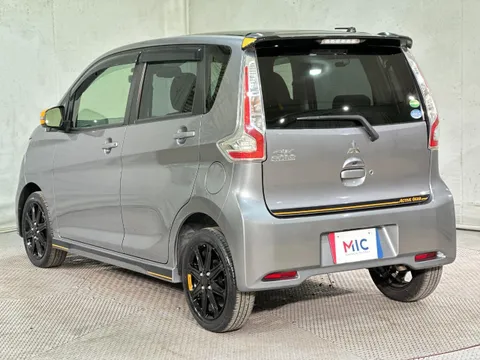 Mitsubishi eK Custom
