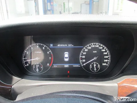 Genesis G90 (EQ900)