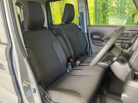 Suzuki Spacia Gear
