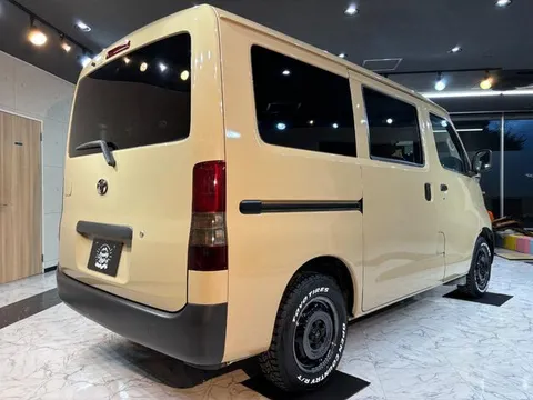 Toyota TownAce Van