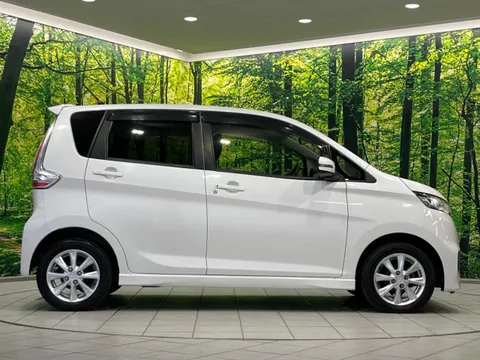 Mitsubishi eK Custom