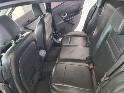 Renault SM3