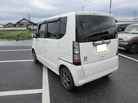Honda N-BOX Custom