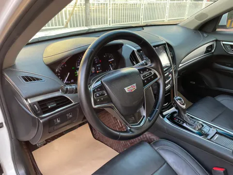 Cadillac ATS-L