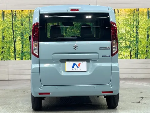 Suzuki Spacia