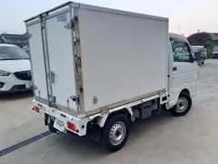 Mazda Scrum Truck