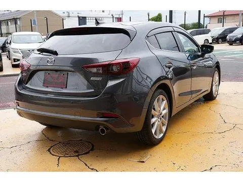 Mazda Axela Sport