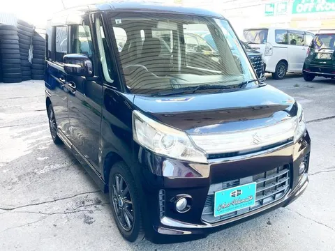 Suzuki Spacia Custom