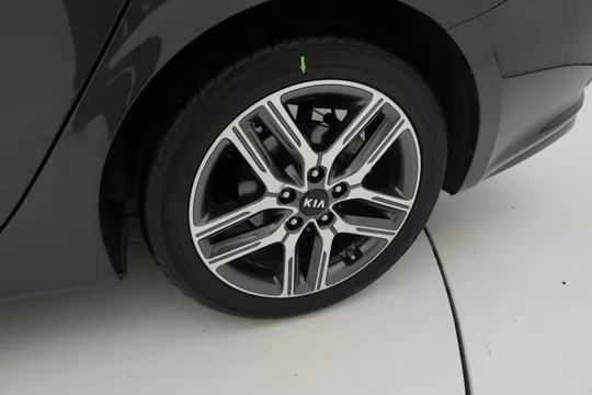 Kia Cerato (K3)