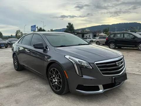 Cadillac XTS