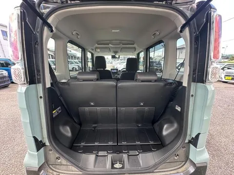 Suzuki Spacia Gear