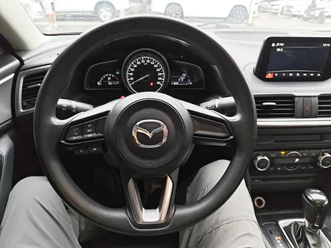 Mazda Mazda 3