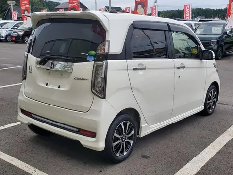 Honda N-WGN Custom