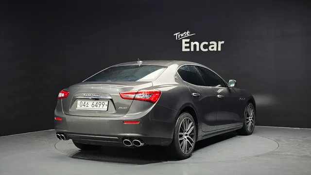 Maserati Ghibli