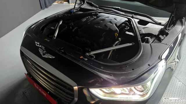 Genesis G90 (EQ900)