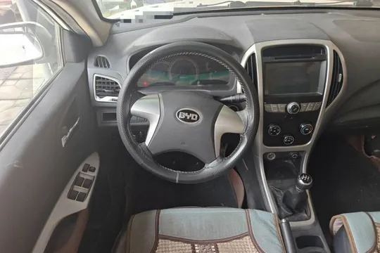 BYD F3