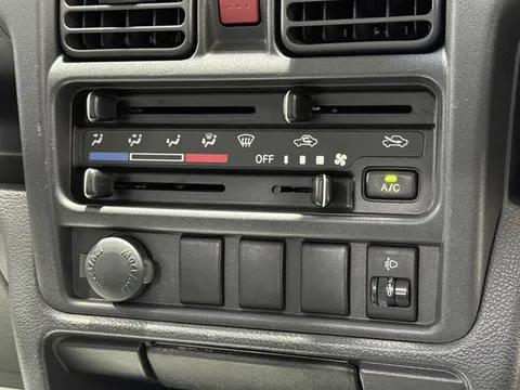 Nissan Clipper Truck