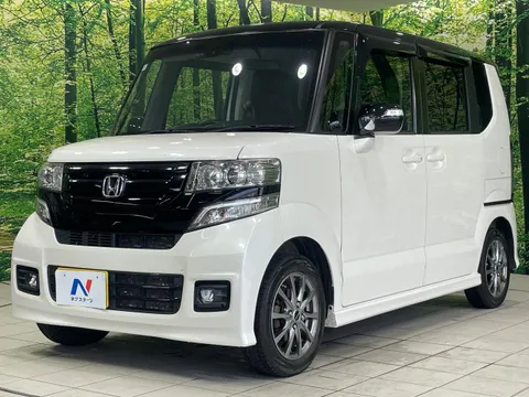 Honda N-BOX Custom