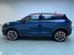 Lynk & Co 06