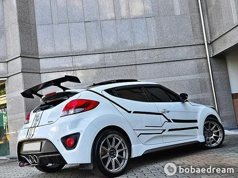 Hyundai Veloster