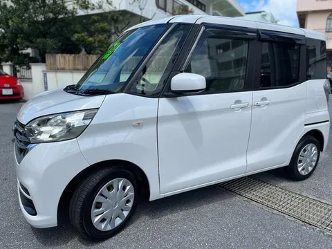 Nissan Dayz Roox