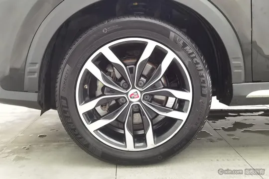 Roewe RX5