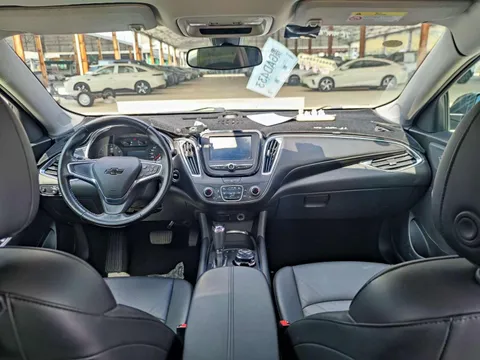 Chevrolet Malibu XL