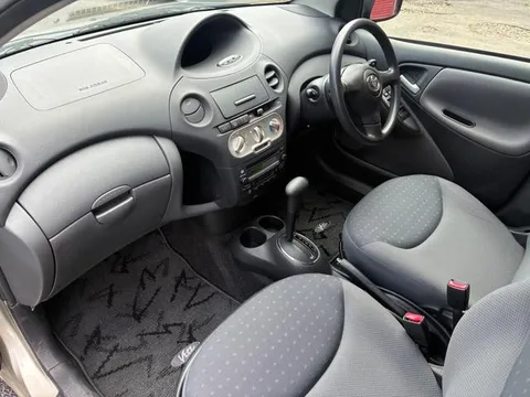 Toyota Yaris (Vitz)