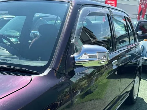 Daihatsu Mira Gino
