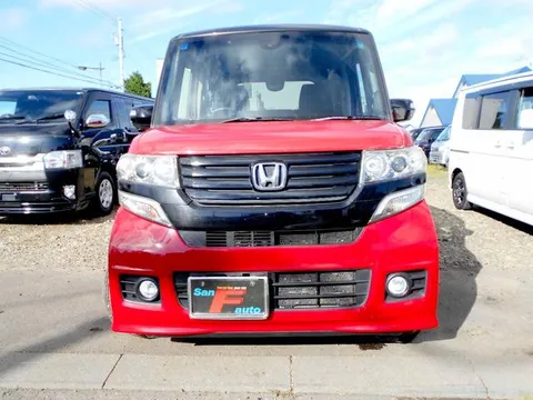Honda N-BOX Custom