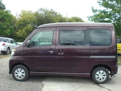 Daihatsu Atrai Wagon