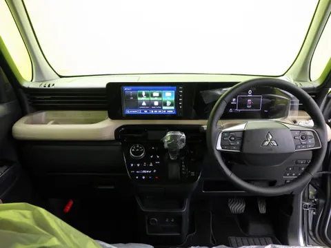 Mitsubishi Delica Mini