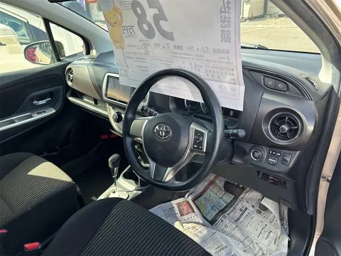 Toyota Yaris (Vitz)