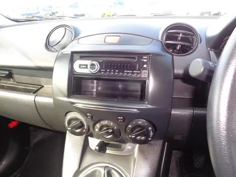 Mazda Mazda2 (Demio)