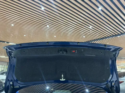 Infiniti Q50L