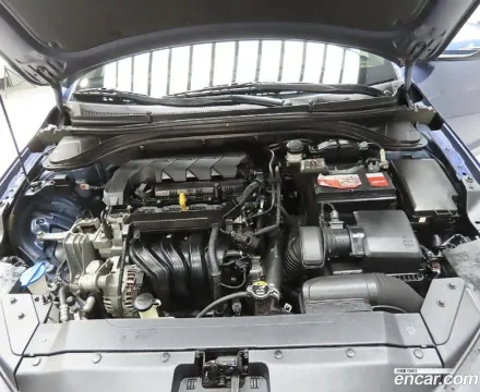 Hyundai Elantra (Avante)