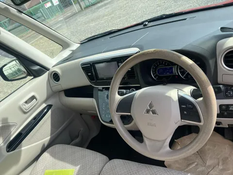 Mitsubishi eK Space