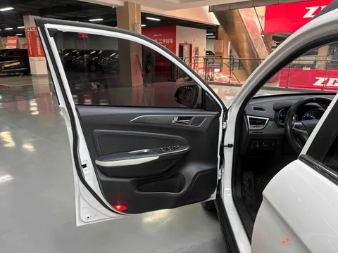 Changan CS35