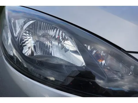 Mazda Mazda2 (Demio)