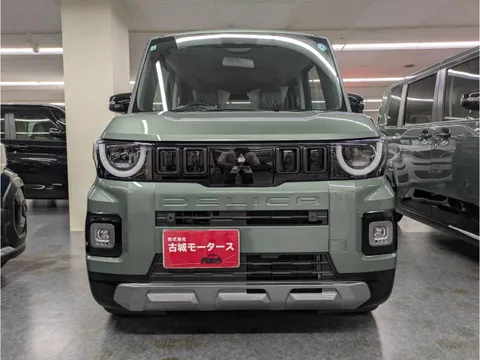 Mitsubishi Delica Mini