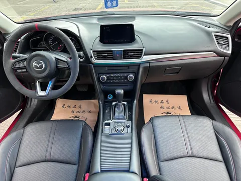 Mazda Mazda 3