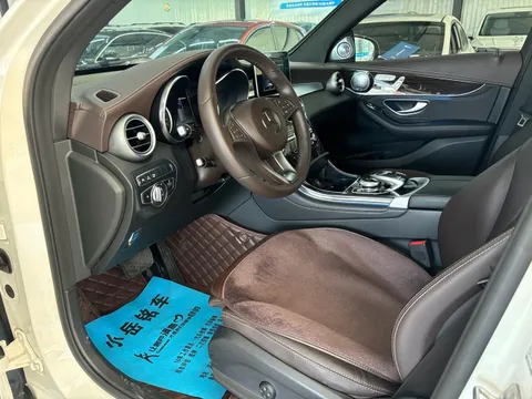 Mercedes-Benz Mercedes-Benz GLC