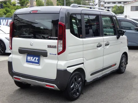 Suzuki Spacia Gear