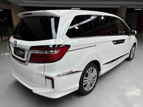 Honda Elysion