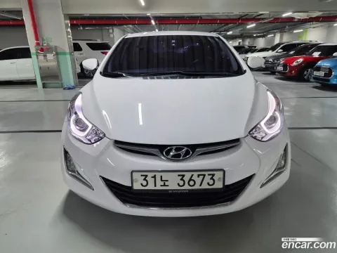Hyundai Elantra (Avante)