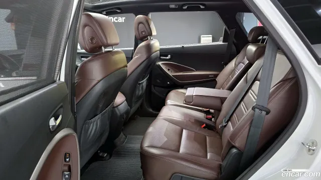 Hyundai Grand Santa Fe (Maxcruz)