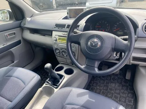Mazda Mazda2 (Demio)